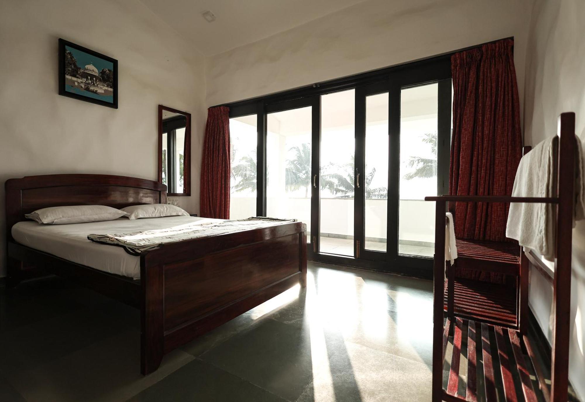 Seascape By Ewa Properties Malpe Exterior photo